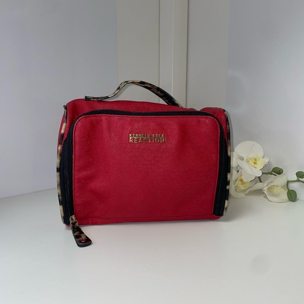 Kenneth Cole Reaction Red Cosmetic Bag